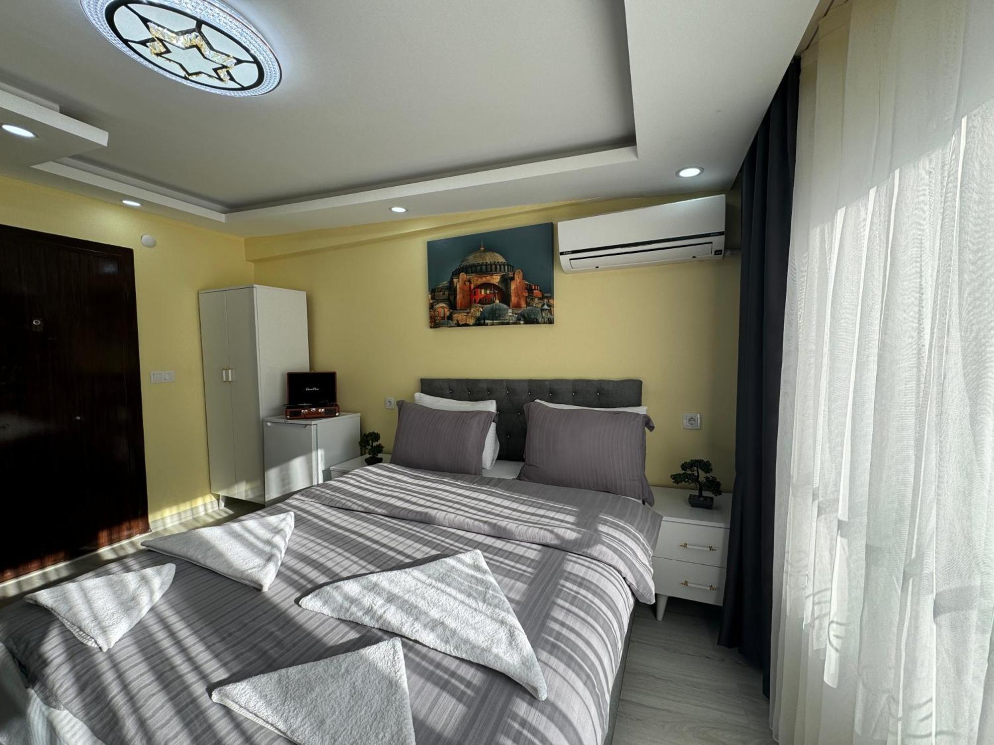Ozer Hotel & Apartments Istanbul Exterior photo